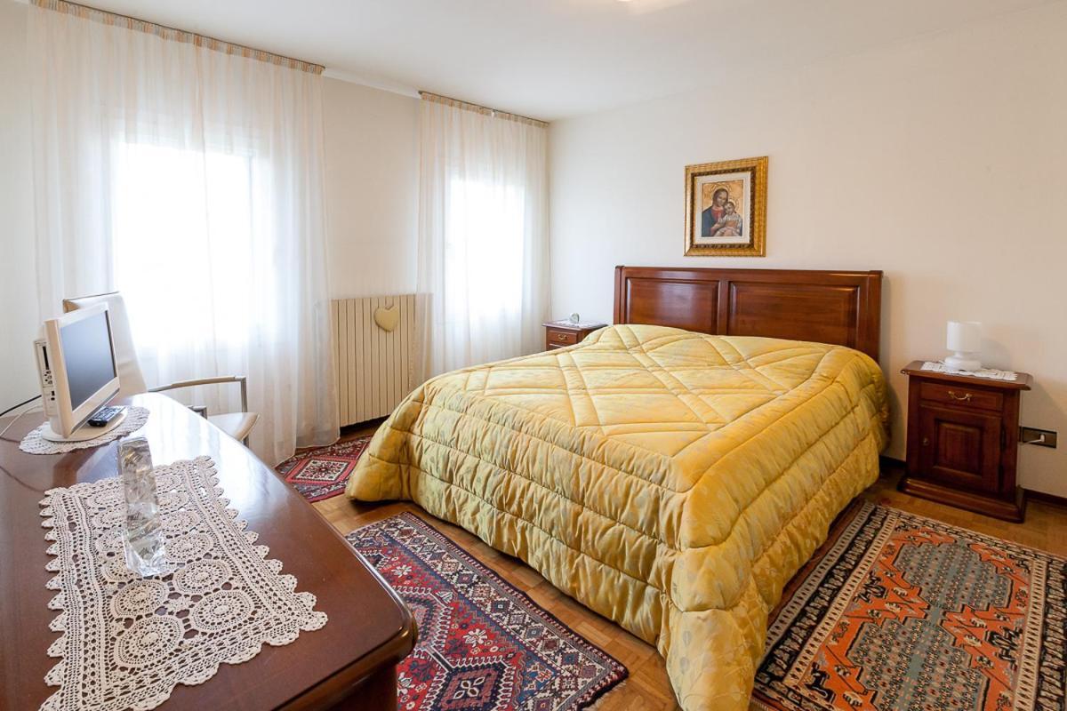 B&B Ca Dea Calle Valla ภายนอก รูปภาพ